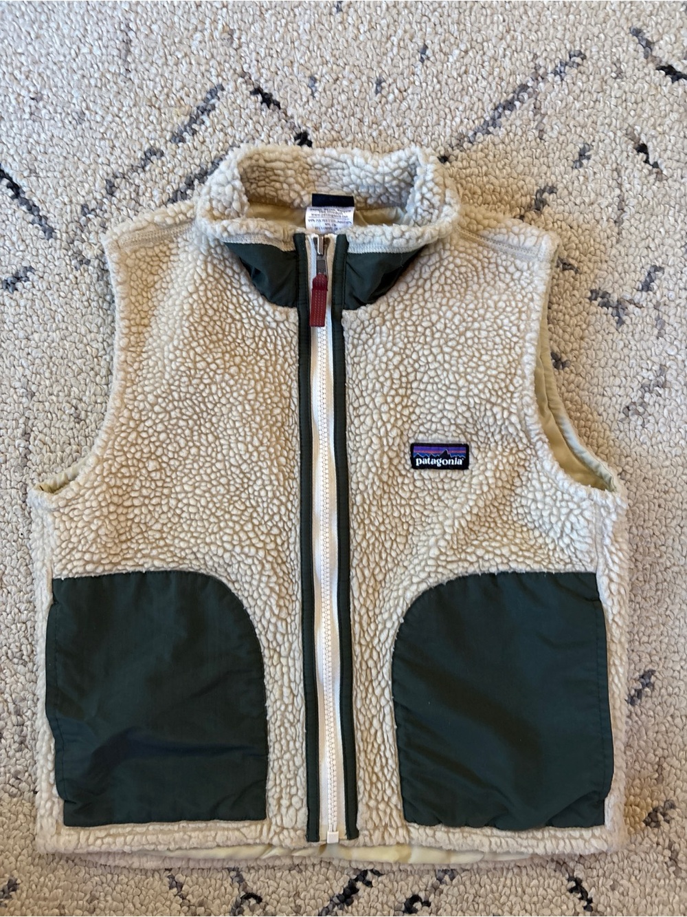 Patagonia kids Cream retro Teddy Vest (6/7)